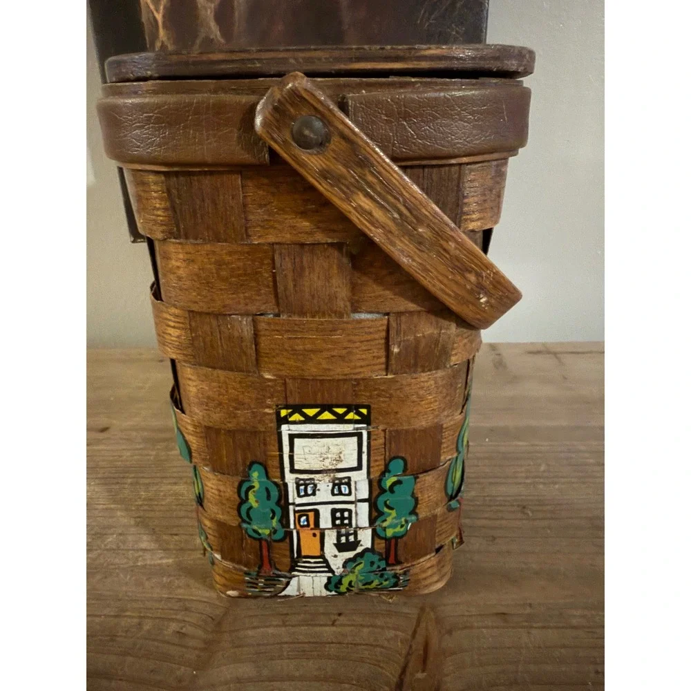 Vintage Caro-Nan Hand Painted Wooden Basket Purse Village Scene‎ Smart Set Bag